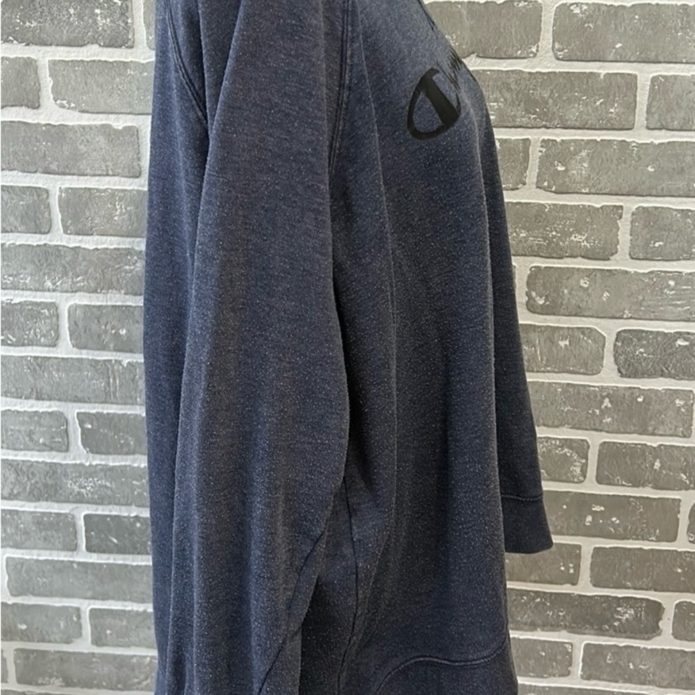 Women’s Champion Crewneck - Picture 6 of 8